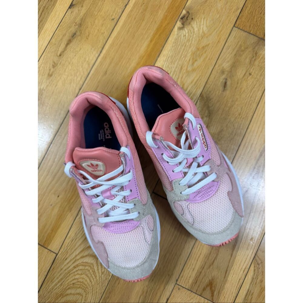 Adidas Pink Tennis Shoes Size 6